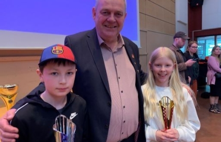 Kjartan Eggertsson með verðlaunahöfum